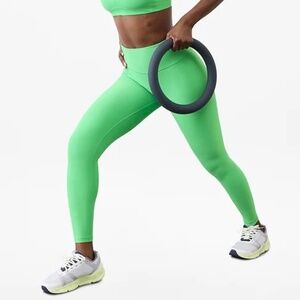 BRAND NEW Athleta Interval Leggings